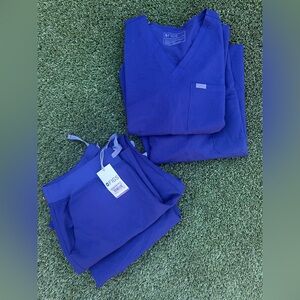 Figs scrubs sets lot